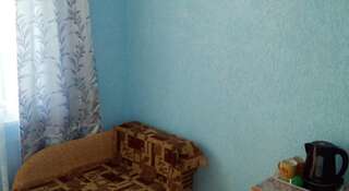 Гостиница Guest House Maria Коктебель Трехместный номер с балконом-3
