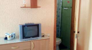 Гостиница Guest House Maria Коктебель Классический трехместный номер-2